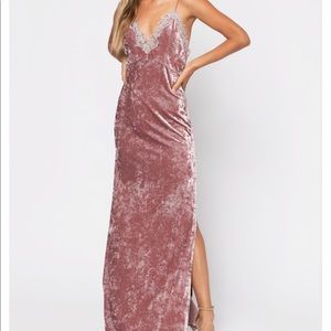 Tobi. Crush on You Rose Velvet Maxi Dress. Medium